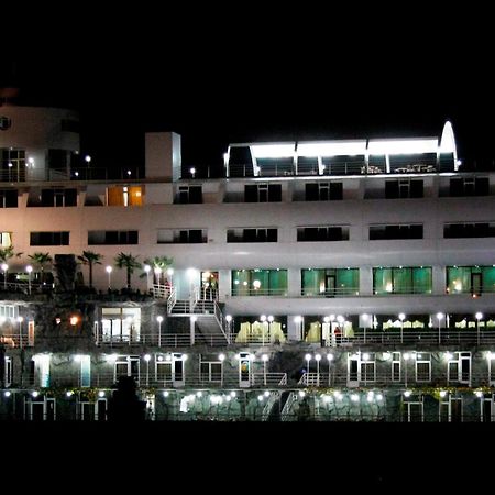 Cruise Hotel Тбілісі Екстер'єр фото