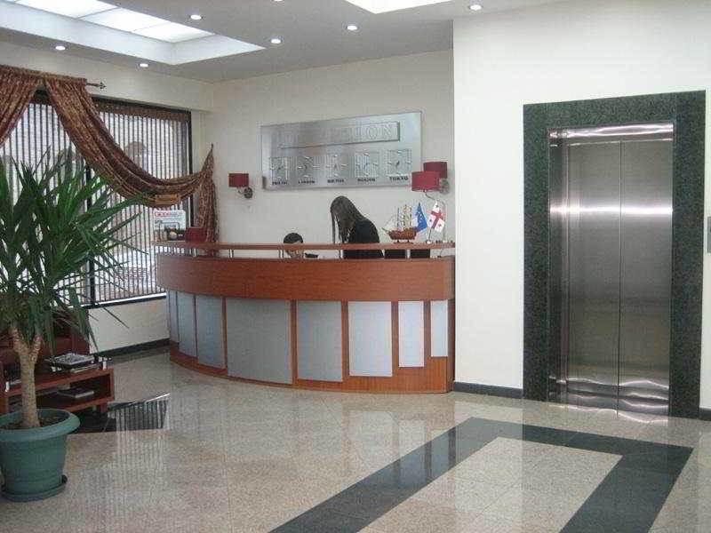 Cruise Hotel Тбілісі Екстер'єр фото