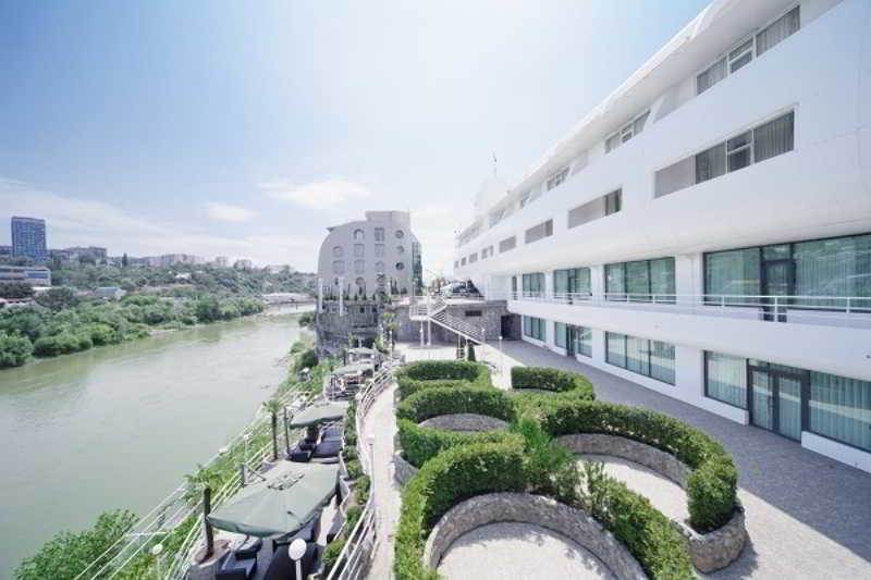 Cruise Hotel Тбілісі Екстер'єр фото
