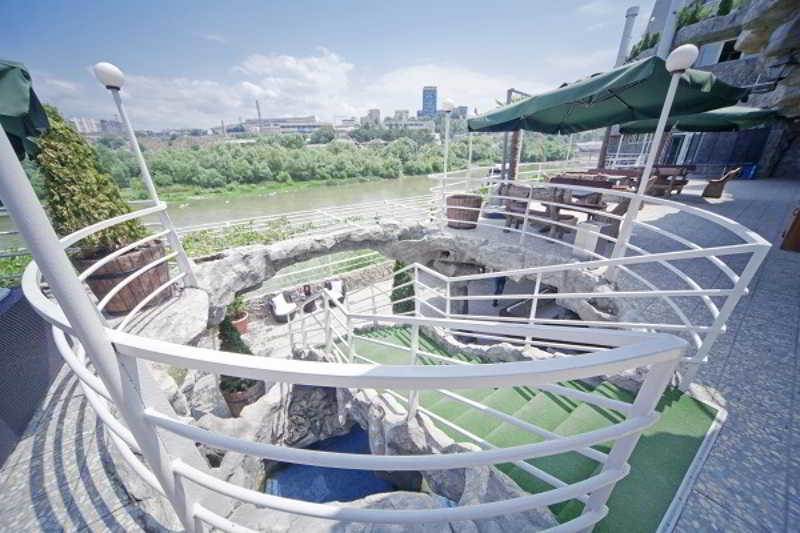 Cruise Hotel Тбілісі Екстер'єр фото