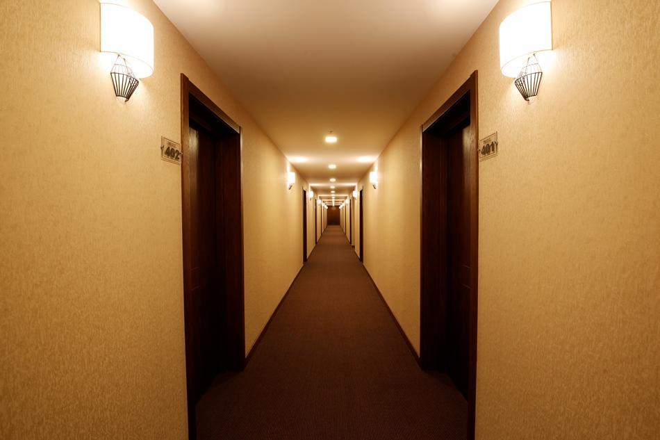 Cruise Hotel Тбілісі Екстер'єр фото
